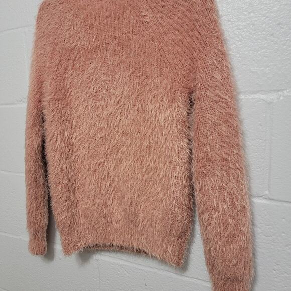 Pink Rose Eyelash Sweater - Picture 8 of 9
